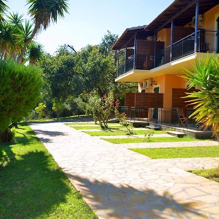 Krystallia Apartments Dassia  Luaran gambar