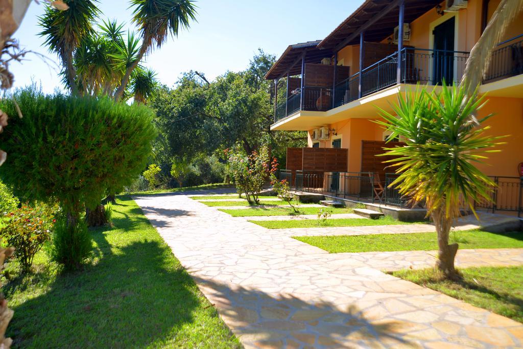 Krystallia Apartments Dassia  Luaran gambar